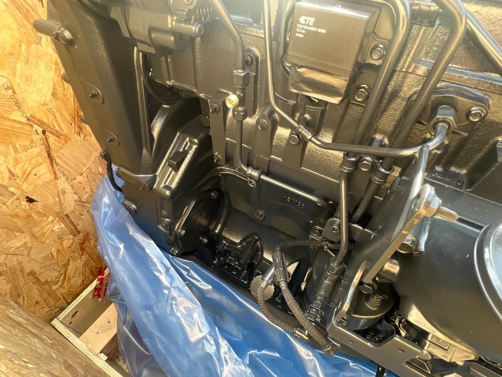 CNH Moteur - FPT Cursor 9 - F2CFE613G - Engine for Agricultural machinery: picture 4 CNH Moteur - FPT Cursor 9 - F2CFE613G - Engine for Agricultural machinery: picture 4