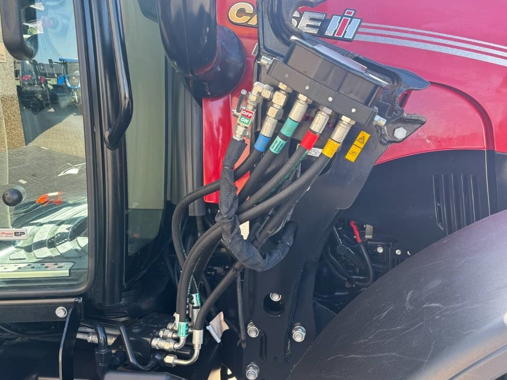 Farm tractor Case IH Farmall 100C, loader ready, EHR, 2023!!: picture 8