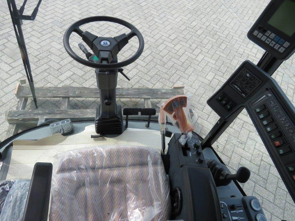 New Holland TX  on lease New Holland TX: picture 18