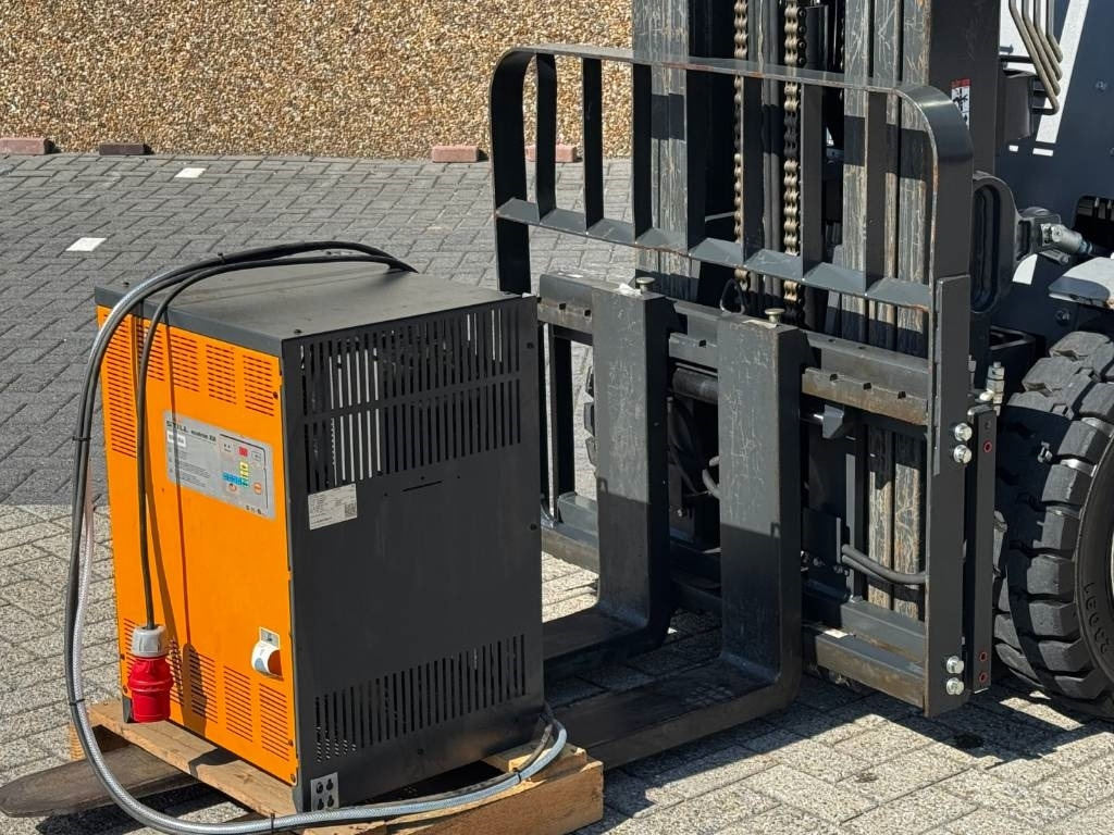 Still RCE35, 2023, 442 hours! - Electric forklift: picture 3 Still RCE35, 2023, 442 hours! - Electric forklift: picture 3