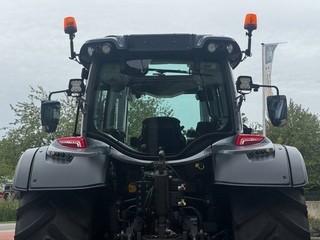 Farm tractor Valtra N174D, Frontlinkage + PTO, Frontloader, 3846 hours: picture 14 Farm tractor Valtra N174D, Frontlinkage + PTO, Frontloader, 3846 hours: picture 14