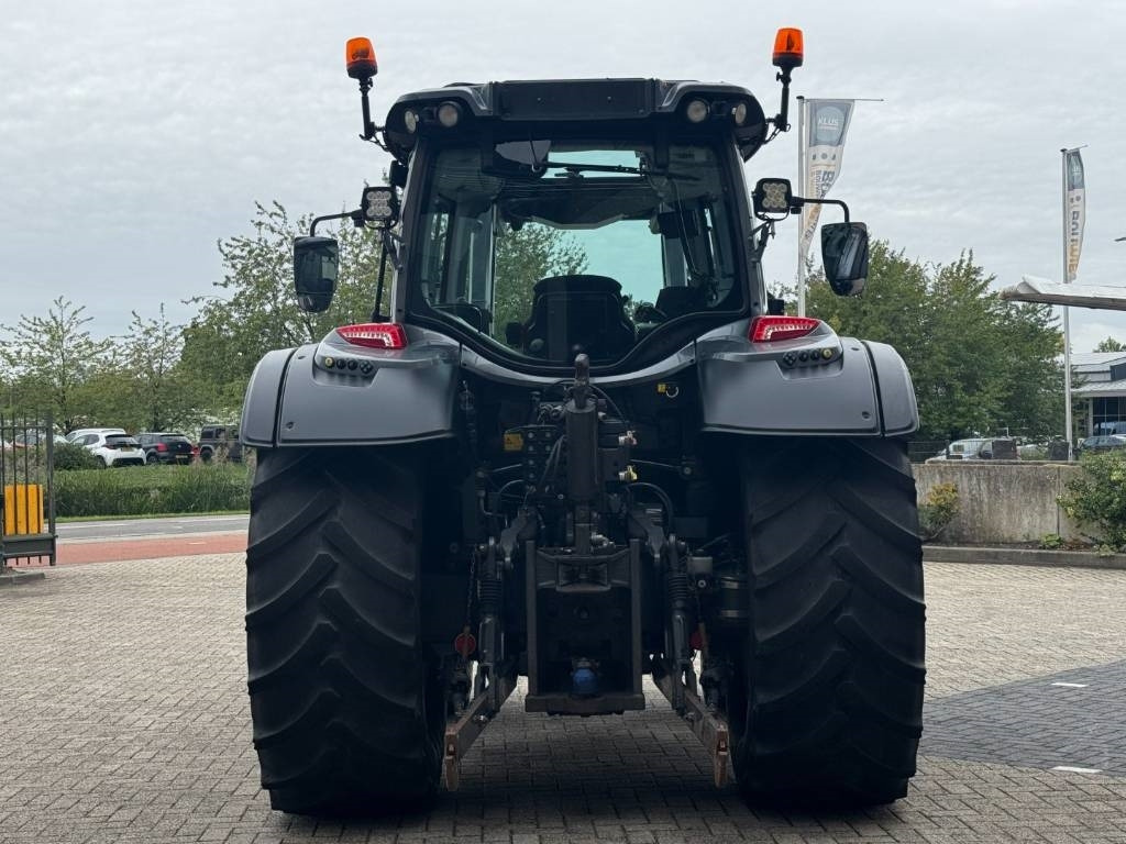 Farm tractor Valtra N174D, Frontlinkage + PTO, Frontloader, 3846 hours: picture 12 Farm tractor Valtra N174D, Frontlinkage + PTO, Frontloader, 3846 hours: picture 12