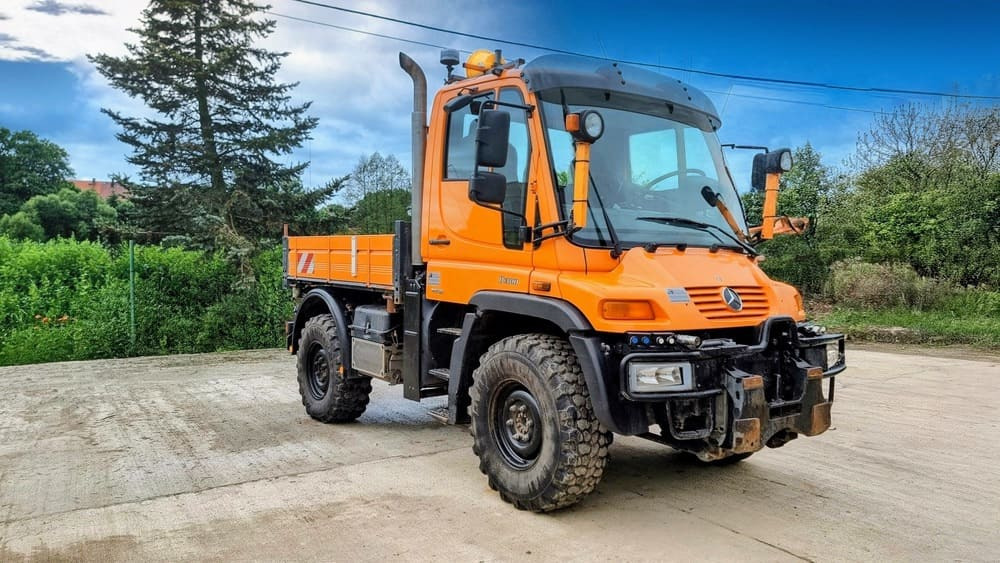 MERCEDES-BENZ Unimog U300 - Municipal/ Special vehicle: picture 1 MERCEDES-BENZ Unimog U300 - Municipal/ Special vehicle: picture 1