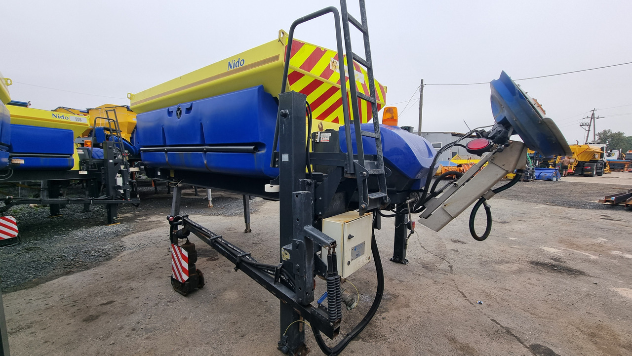 SCHMIDT Stratos Nido B50-36 - Sand/ Salt spreader for Sand/ Salt spreader: picture 2 SCHMIDT Stratos Nido B50-36 - Sand/ Salt spreader for Sand/ Salt spreader: picture 2