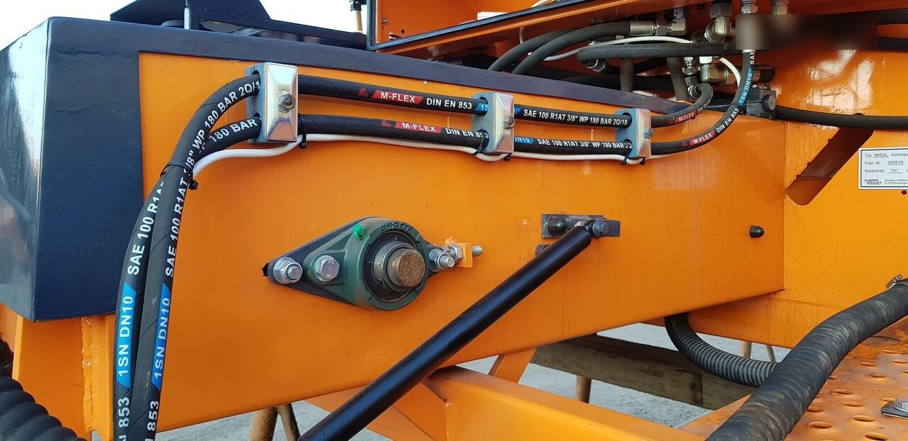 Sand/ Salt spreader for Municipal/ Special vehicle Schmidt KUPPER WEISSER 7m3: picture 7 Sand/ Salt spreader for Municipal/ Special vehicle Schmidt KUPPER WEISSER 7m3: picture 7