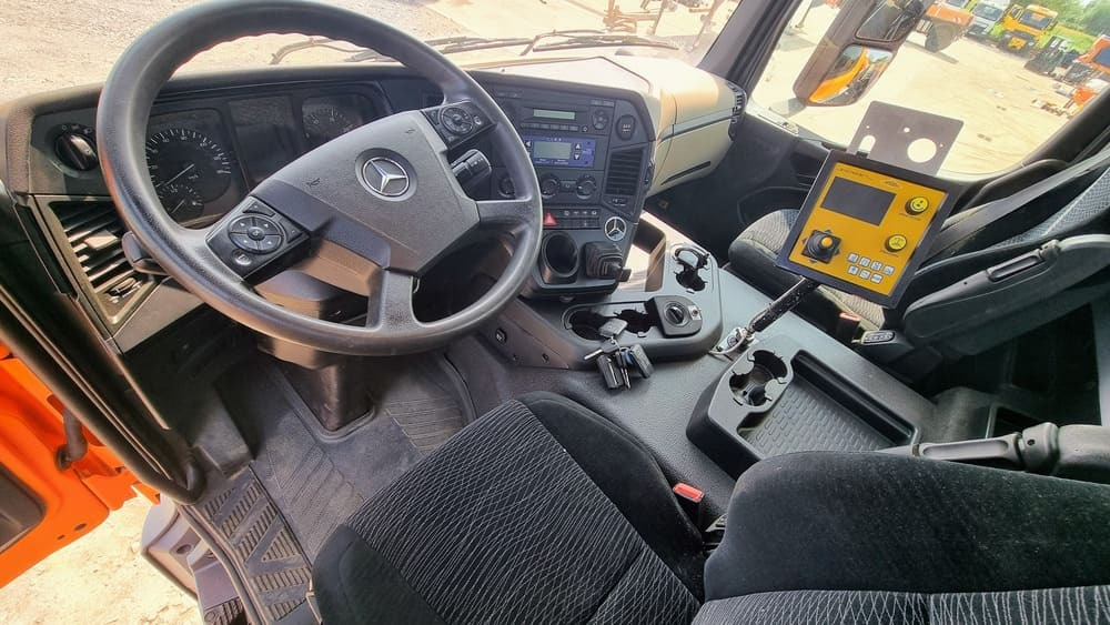 Mercedes-Benz AROCS 3333 6x6 - Truck: picture 5 Mercedes-Benz AROCS 3333 6x6 - Truck: picture 5