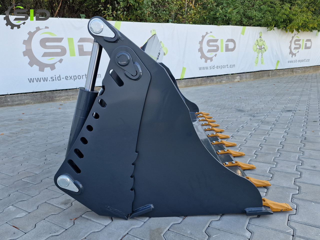 SID Klappschaufel 4in1 / Godet 4en1 multifonction / 4in1 multipurpose bucket 1,4 m - Loader bucket for Construction machinery: picture 2 SID Klappschaufel 4in1 / Godet 4en1 multifonction / 4in1 multipurpose bucket 1,4 m - Loader bucket for Construction machinery: picture 2