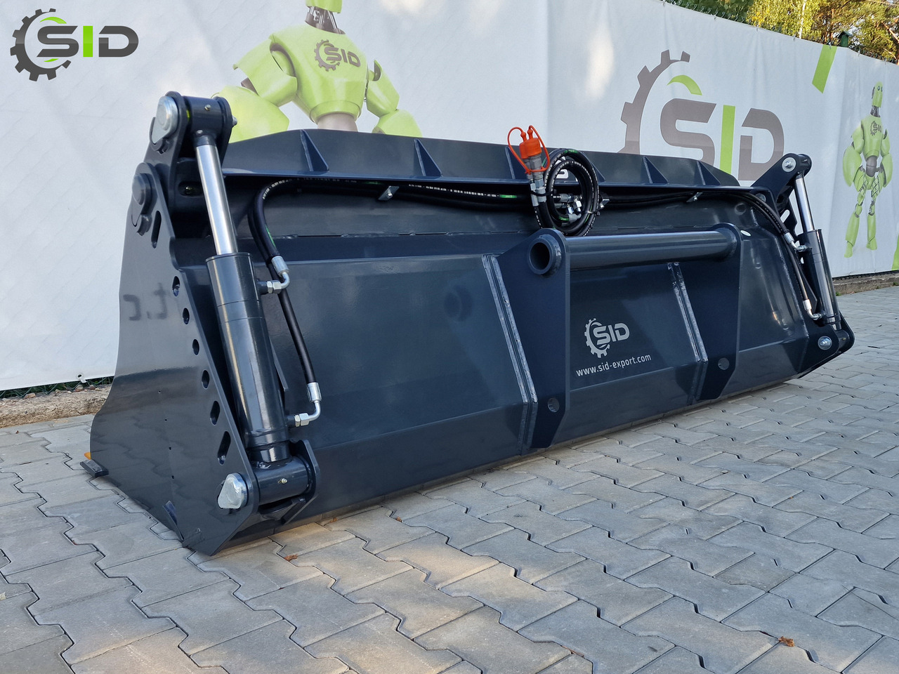 SID Klappschaufel 4in1 / Godet 4en1 multifonction / 4in1 multipurpose bucket 1,4 m - Loader bucket for Construction machinery: picture 3 SID Klappschaufel 4in1 / Godet 4en1 multifonction / 4in1 multipurpose bucket 1,4 m - Loader bucket for Construction machinery: picture 3