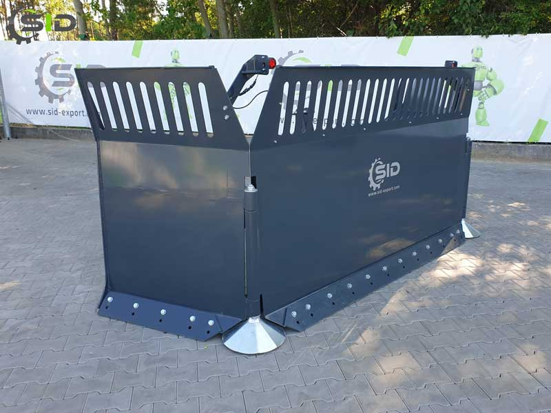 SID MAISSCHILD MAIS FLACHSCHIEBER HYDRAULISCH KLAPPBAR/ SILAGE BLADE HYDRAULIC 4,5 m - Post-harvest equipment: picture 4 SID MAISSCHILD MAIS FLACHSCHIEBER HYDRAULISCH KLAPPBAR/ SILAGE BLADE HYDRAULIC 4,5 m - Post-harvest equipment: picture 4