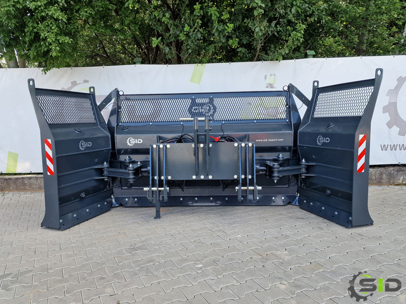 SID Maisschild Silogabel Flachschieber / Le bulldozer à maïs/ Corn plough / Silage blade /maize shield 4,5 m 3P.2+3 - Post-harvest equipment: picture 3 SID Maisschild Silogabel Flachschieber / Le bulldozer à maïs/ Corn plough / Silage blade /maize shield 4,5 m 3P.2+3 - Post-harvest equipment: picture 3