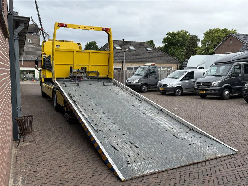 DAF CF 65.300 Towtruck Depannage Lier Brille Sleeper 640x242x104 cm - Tow truck: picture 3 DAF CF 65.300 Towtruck Depannage Lier Brille Sleeper 640x242x104 cm - Tow truck: picture 3