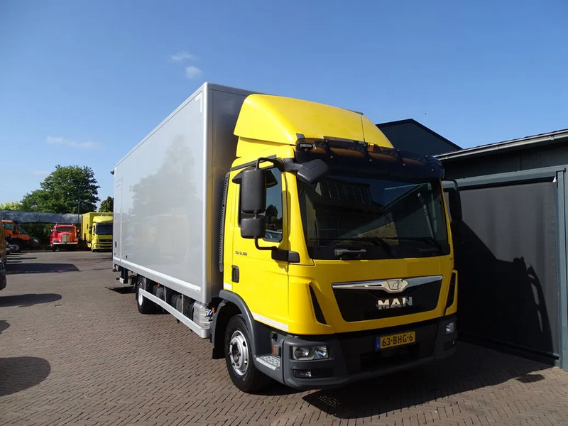 Box truck MAN TGL 12.180 EURO 6 LAADKLEP AIRCO AUTOMAAT NAVI 1ST OWNER: picture 1