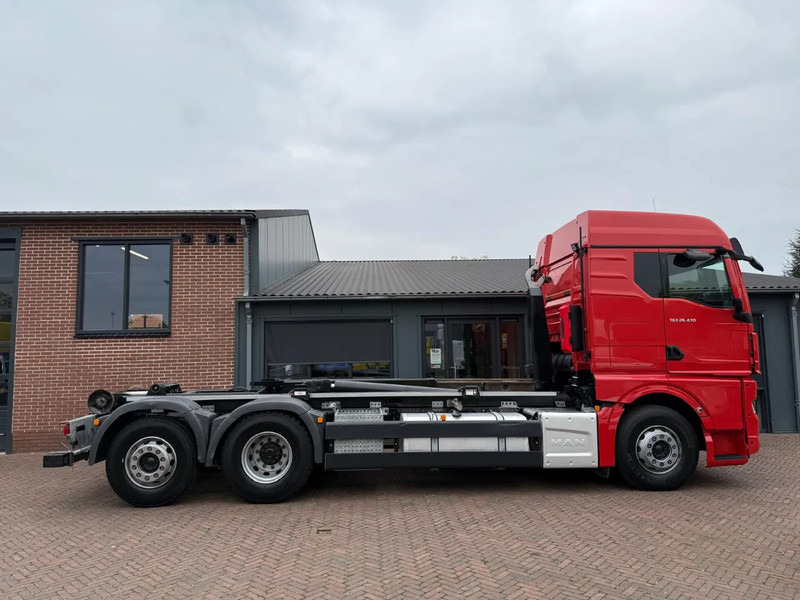 MAN TGX 26.470 Haakarm VDL 21.T XLX Bed Fridge Smart Select Only 133.000KM! - Container transporter/ Swap body truck: picture 4 MAN TGX 26.470 Haakarm VDL 21.T XLX Bed Fridge Smart Select Only 133.000KM! - Container transporter/ Swap body truck: picture 4