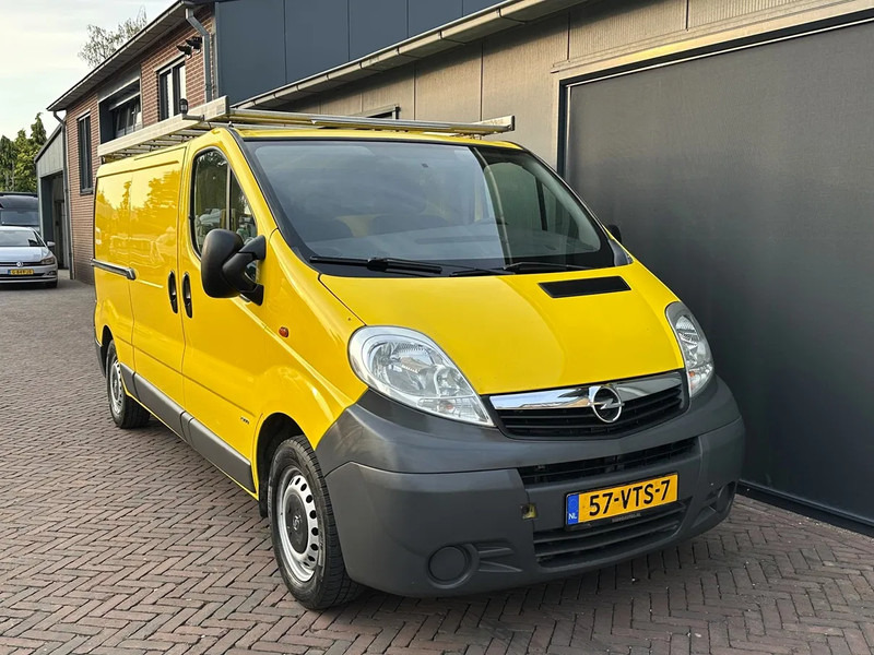Opel Vivaro 2.0CDTI 84KW 2.9 TON L2H1 3ZITS AIRCO IMPERIAL - Small van: picture 1 Opel Vivaro 2.0CDTI 84KW 2.9 TON L2H1 3ZITS AIRCO IMPERIAL - Small van: picture 1