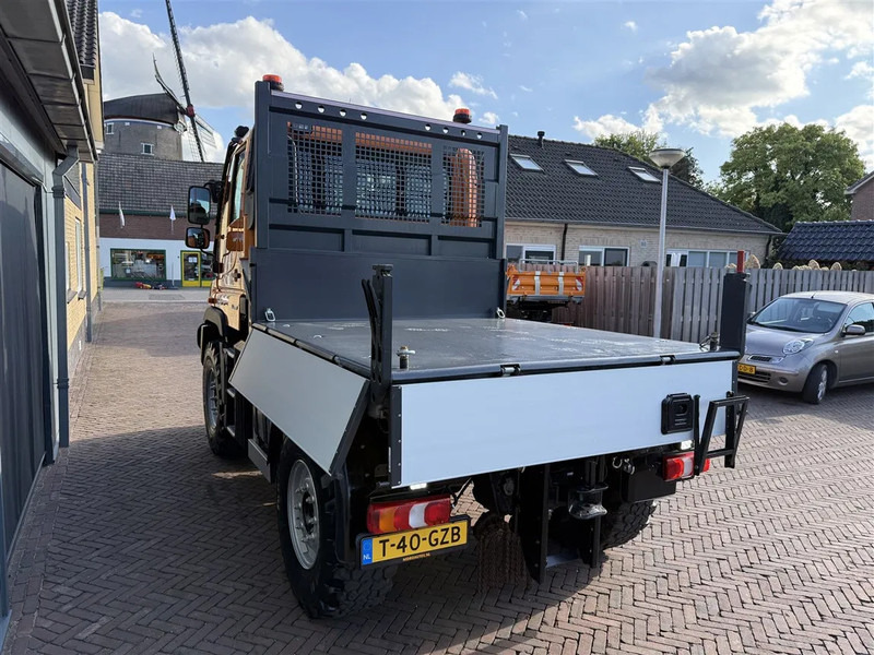 Truck Mercedes-Benz Unimog U 218 Kipper 3 Seats 4WD AGRI Euro 6: picture 9