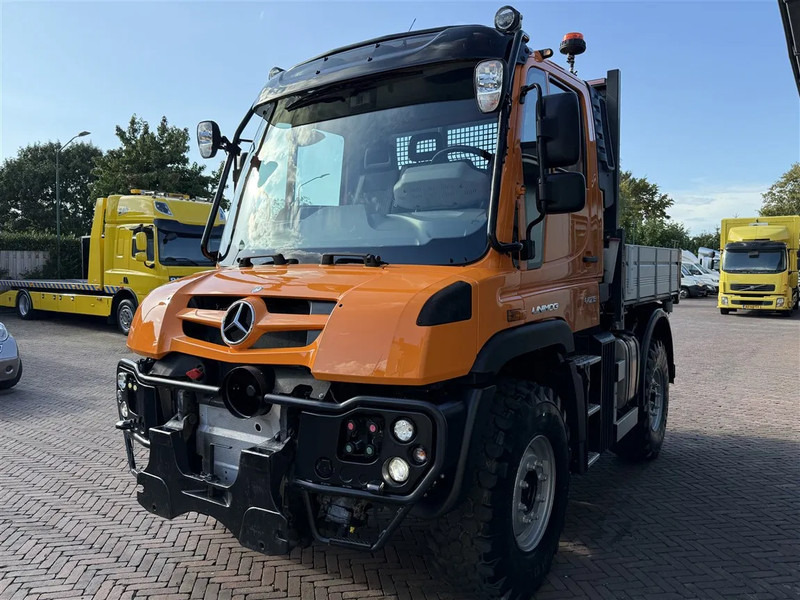 Truck Mercedes-Benz Unimog U 218 Kipper 3 Seats 4WD AGRI Euro 6: picture 11