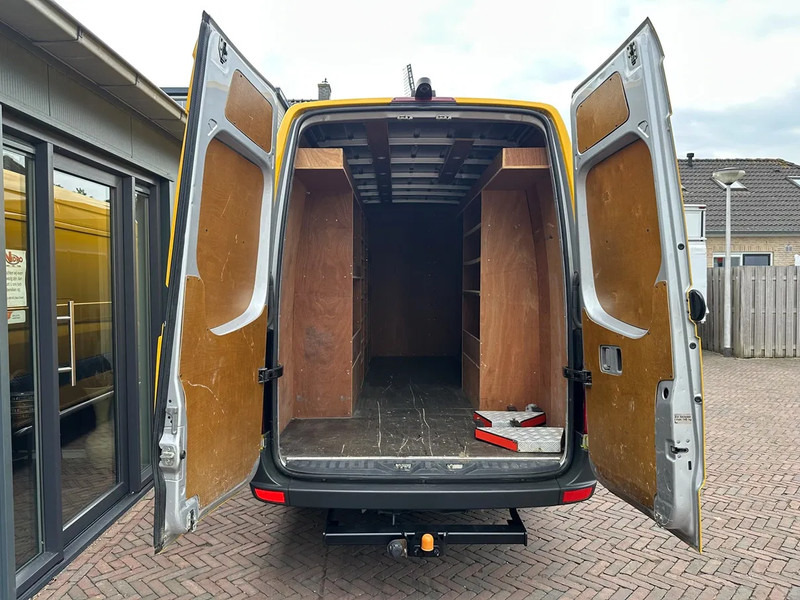 Volkswagen Crafter 50 MAXI 163PK AIRCO CAMERA 3 ZITS 91TKM - Panel van: picture 4 Volkswagen Crafter 50 MAXI 163PK AIRCO CAMERA 3 ZITS 91TKM - Panel van: picture 4