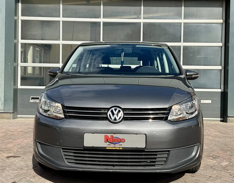 Volkswagen Touran 1.2 TSI 105pk 7 Pers LMV export - Car: picture 5 Volkswagen Touran 1.2 TSI 105pk 7 Pers LMV export - Car: picture 5