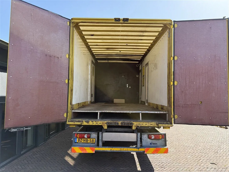 Volvo FL 12.240 2x bed Stand Airco Douche wasbak Heater w.o box - Box truck: picture 5 Volvo FL 12.240 2x bed Stand Airco Douche wasbak Heater w.o box - Box truck: picture 5