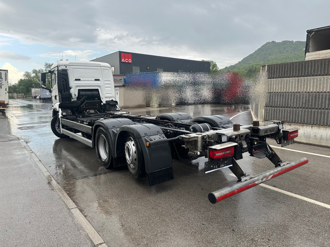 MAN TGS 26.510 6X2-4 LL Klima Intarder - Cab chassis truck: picture 3 MAN TGS 26.510 6X2-4 LL Klima Intarder - Cab chassis truck: picture 3