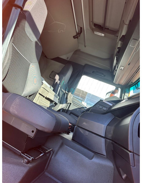 New Tractor unit MAN TGS 26.480 6X4 BL SA Klima Intarder Odgon: picture 9