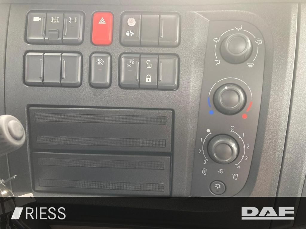 DAF XB 210 FA 7,49to Meiller DSK Typ 3 XB 210 FA 7,4 on lease DAF XB 210 FA 7,49to Meiller DSK Typ 3 XB 210 FA 7,4: picture 10 DAF XB 210 FA 7,49to Meiller DSK Typ 3 XB 210 FA 7,4 on lease DAF XB 210 FA 7,49to Meiller DSK Typ 3 XB 210 FA 7,4: picture 10