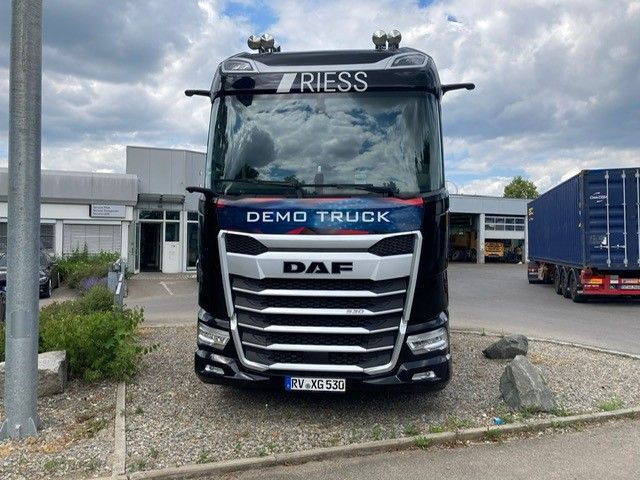 DAF XG 530 FT Vollluft Leder Kamera SpurH - Tractor unit: picture 3 DAF XG 530 FT Vollluft Leder Kamera SpurH - Tractor unit: picture 3