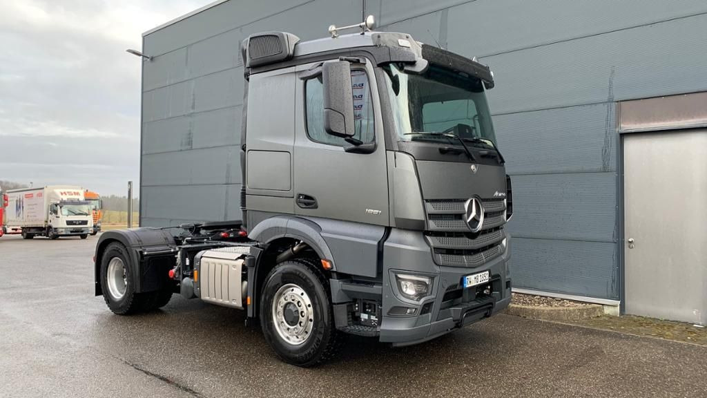 Mercedes-Benz Actros 1851 LS - Tractor unit: picture 1 Mercedes-Benz Actros 1851 LS - Tractor unit: picture 1
