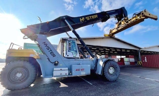 Hyster RS46-41XD/67S - Reach stacker: picture 1 Hyster RS46-41XD/67S - Reach stacker: picture 1