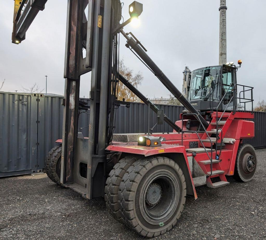 Kalmar DCG100-45ED7 - Container handler: picture 1 Kalmar DCG100-45ED7 - Container handler: picture 1
