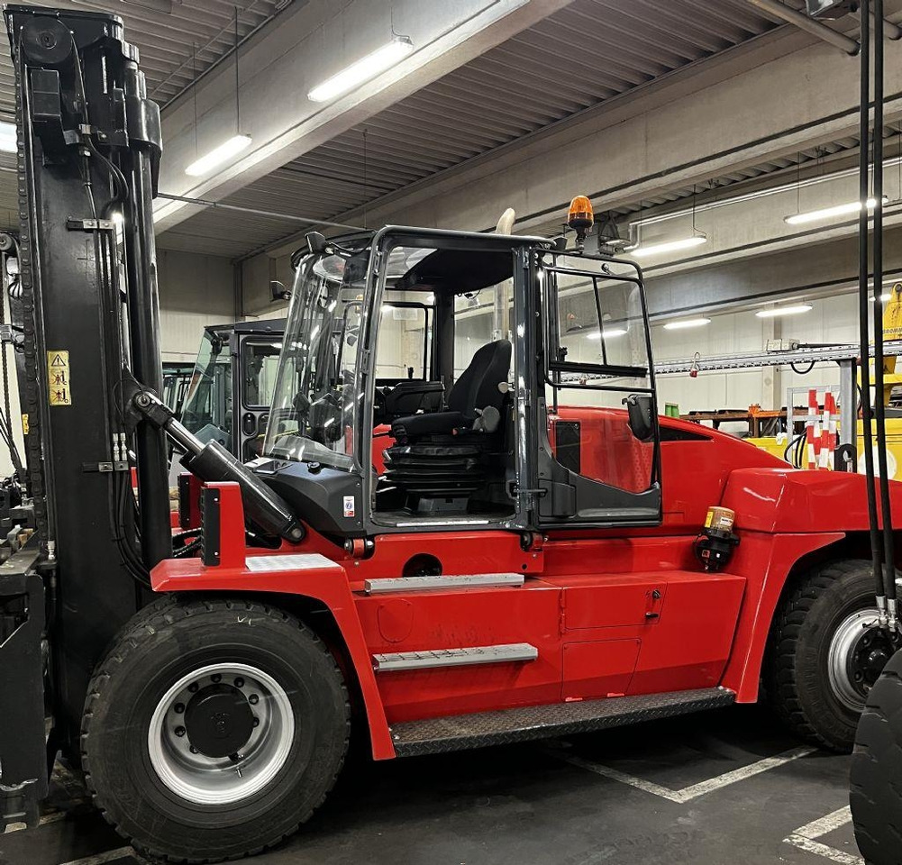 Kalmar DCG120-12  - Diesel forklift: picture 1 Kalmar DCG120-12  - Diesel forklift: picture 1