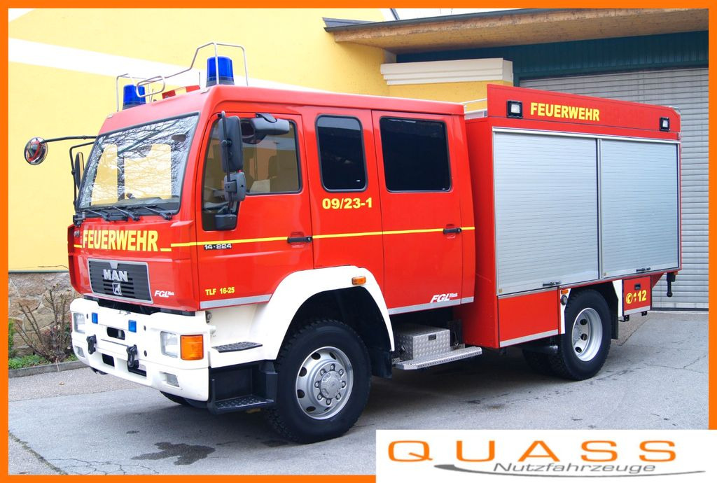 MAN 14.224 L80 4x4 /METZ TLF 16/25 Feuerwehr Expedition - Fire truck: picture 1 MAN 14.224 L80 4x4 /METZ TLF 16/25 Feuerwehr Expedition - Fire truck: picture 1