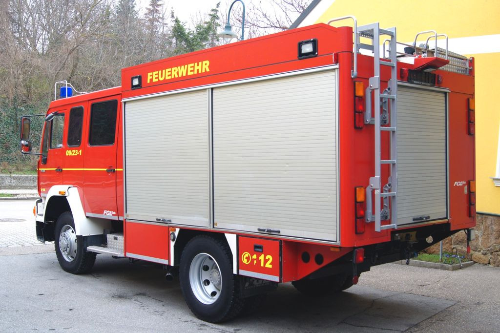 MAN 14.224 L80 4x4 /METZ TLF 16/25 Feuerwehr Expedition - Fire truck: picture 3 MAN 14.224 L80 4x4 /METZ TLF 16/25 Feuerwehr Expedition - Fire truck: picture 3