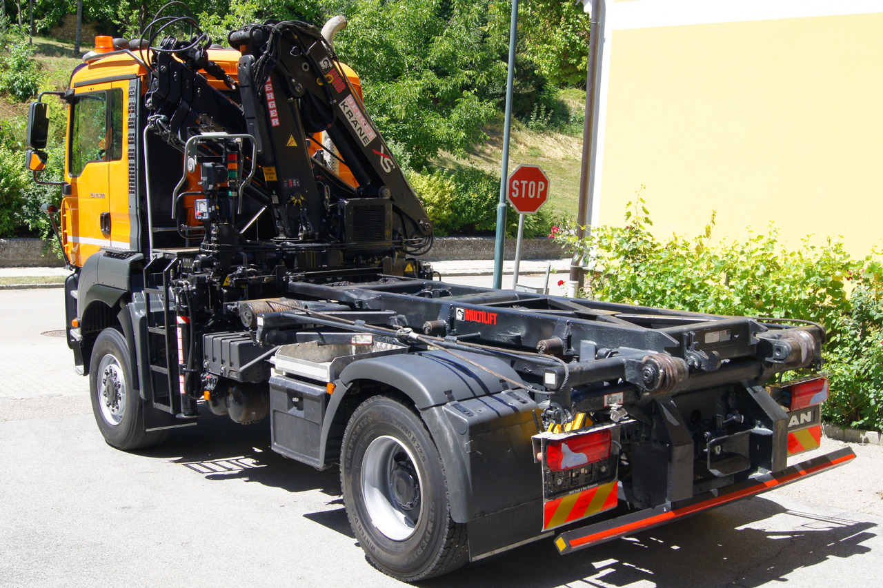 MAN TGA 18.360 BL 4x4/Euro 4/TÜV/HIAB 111/MULTILIFT/Winterdienst - Hook lift truck, Crane truck: picture 4 MAN TGA 18.360 BL 4x4/Euro 4/TÜV/HIAB 111/MULTILIFT/Winterdienst - Hook lift truck, Crane truck: picture 4