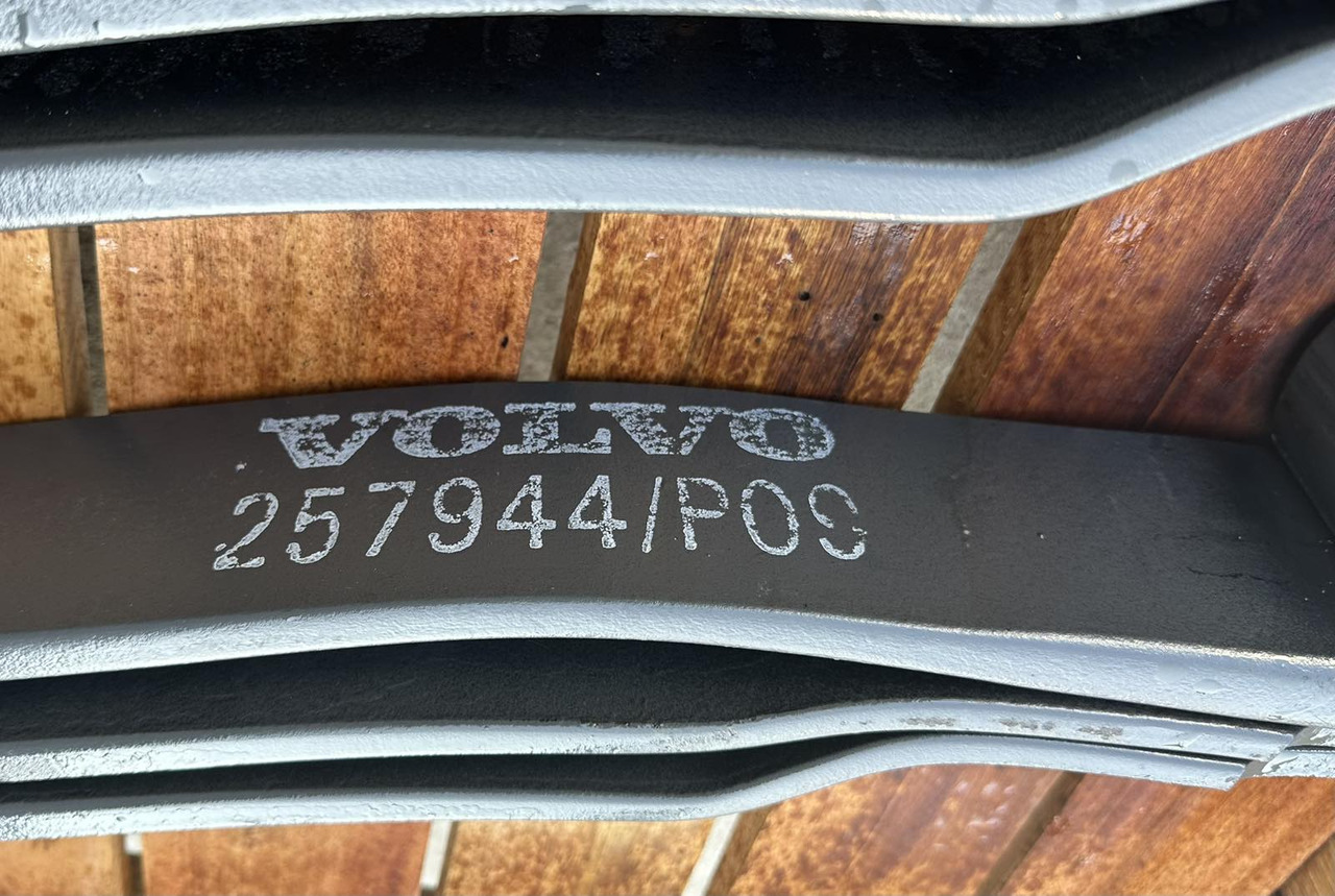 VOLVO FRON SPRING 257944 - Steel suspension for Truck: picture 2 VOLVO FRON SPRING 257944 - Steel suspension for Truck: picture 2