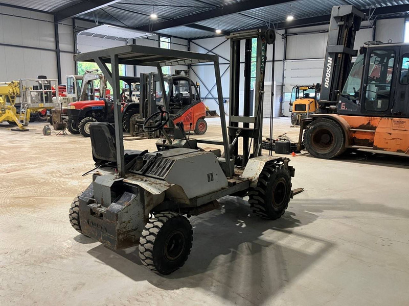 AUSA CE-11 - Rough terrain forklift: picture 5 AUSA CE-11 - Rough terrain forklift: picture 5
