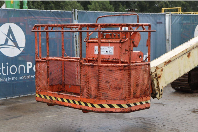 Telescopic boom Aichi SR182: picture 9 Telescopic boom Aichi SR182: picture 9