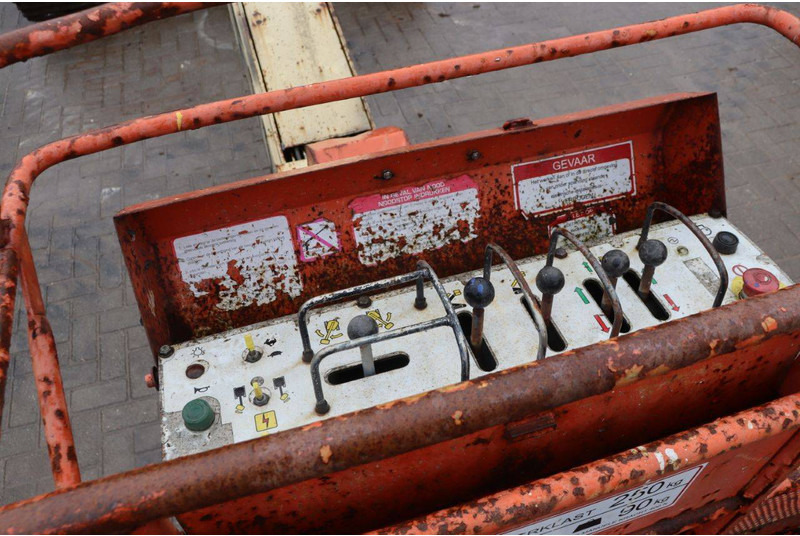 Telescopic boom Aichi SR182: picture 13 Telescopic boom Aichi SR182: picture 13