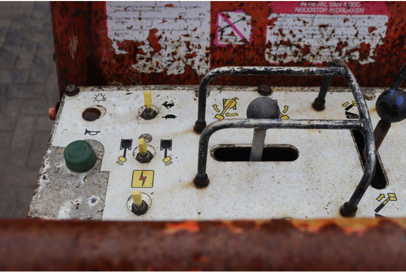 Telescopic boom Aichi SR182: picture 14 Telescopic boom Aichi SR182: picture 14