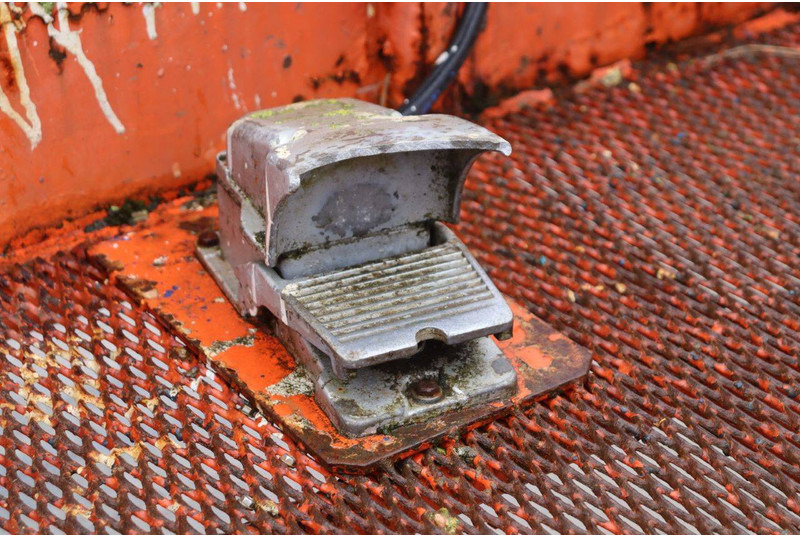 Telescopic boom Aichi SR182: picture 12 Telescopic boom Aichi SR182: picture 12