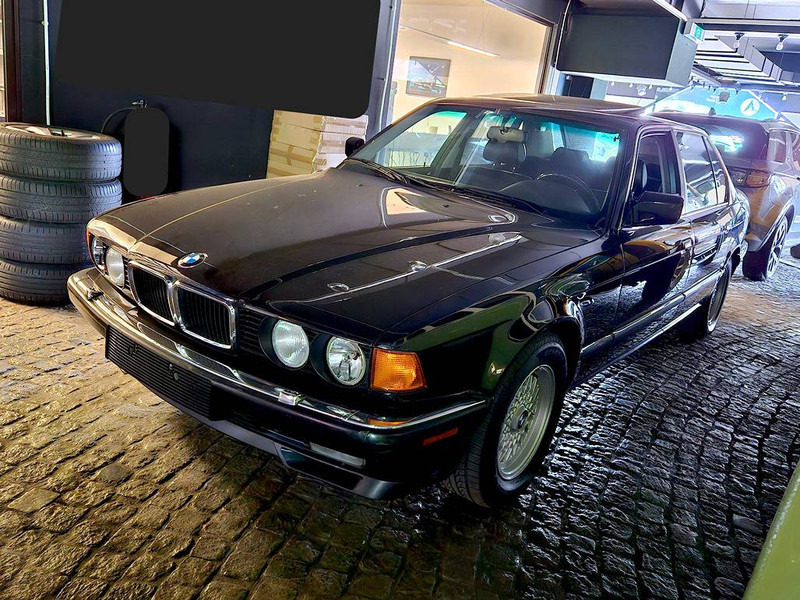 BMW 750IL - Sedan: picture 1 BMW 750IL - Sedan: picture 1