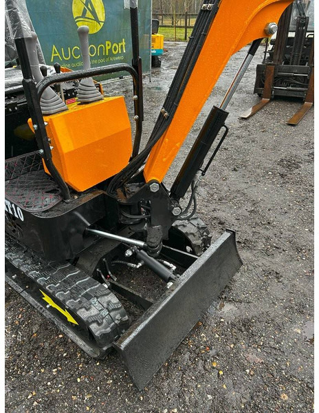 New Mini excavator Beartrac HT10: picture 19