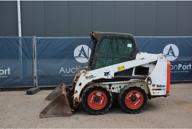 Bobcat S450 - Wheel loader: picture 1 Bobcat S450 - Wheel loader: picture 1