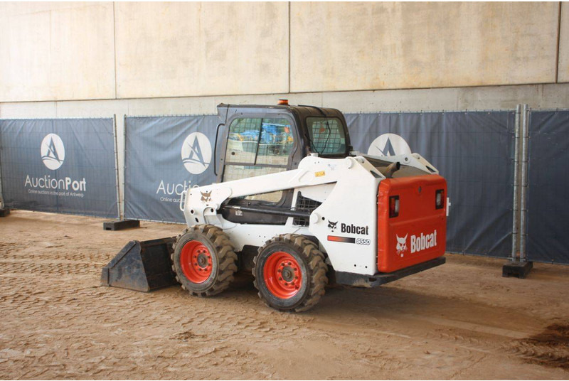 Bobcat S550 - Wheel loader: picture 3 Bobcat S550 - Wheel loader: picture 3