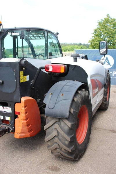 Bobcat TL470X - Telescopic handler: picture 5 Bobcat TL470X - Telescopic handler: picture 5