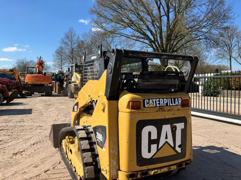 Caterpillar 259B - Crawler loader: picture 3 Caterpillar 259B - Crawler loader: picture 3