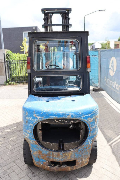 Caterpillar DP35K - Diesel forklift: picture 5 Caterpillar DP35K - Diesel forklift: picture 5