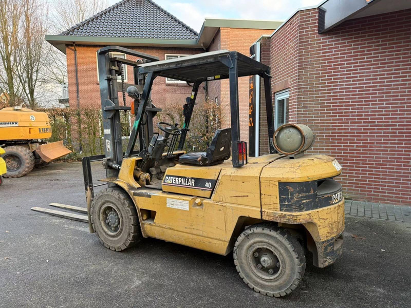 Caterpillar GP 40 - LPG forklift: picture 5 Caterpillar GP 40 - LPG forklift: picture 5