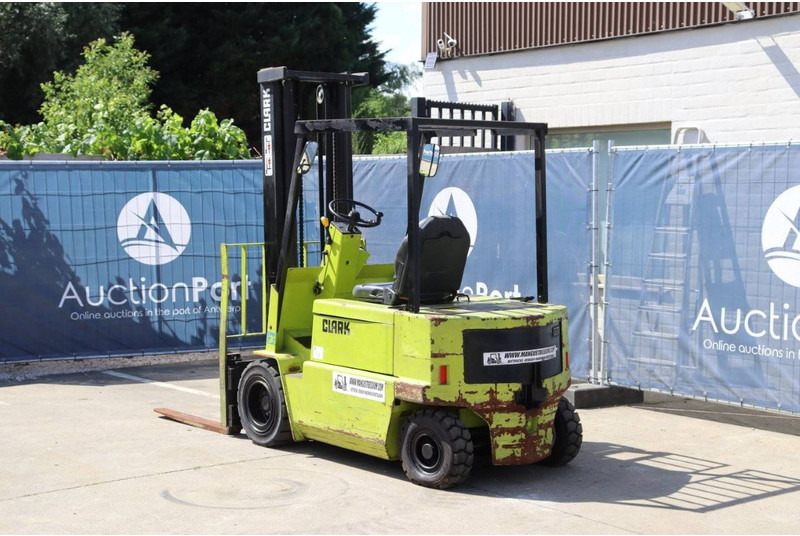 Clark EPM 25 N - Electric forklift: picture 4 Clark EPM 25 N - Electric forklift: picture 4