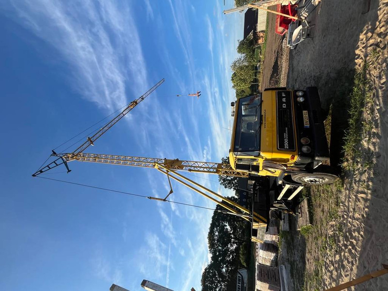 Crane truck DAF 2500: picture 11